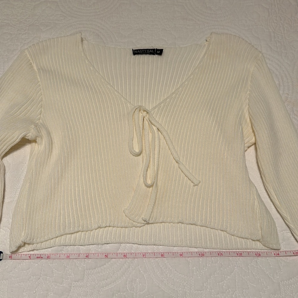 NWOT RARE NastyGal Open Tie Cardigan in Cream Size M - Picture 8 of 16